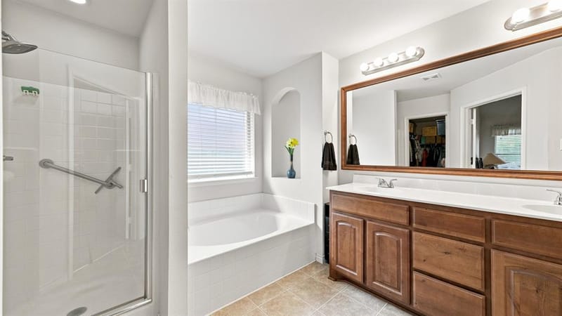 1408 Lauren Lane, Granbury TX 76048 - Photo 23