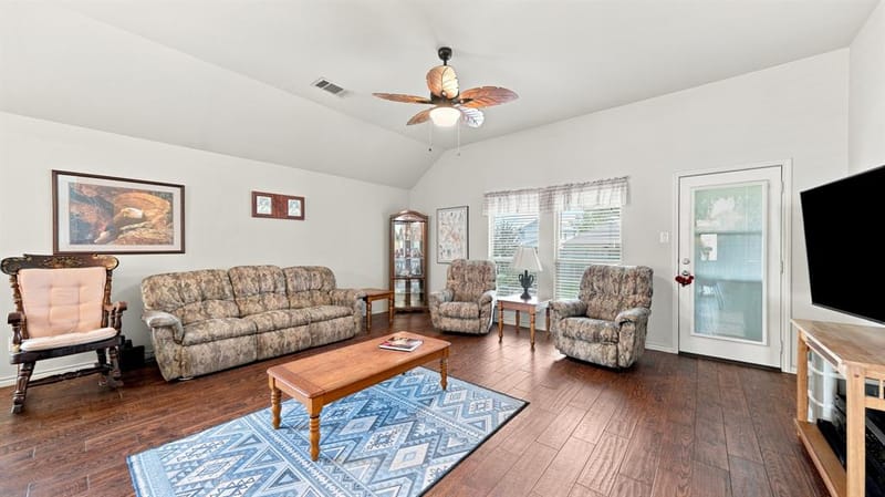 1408 Lauren Lane, Granbury TX 76048 - Photo 7