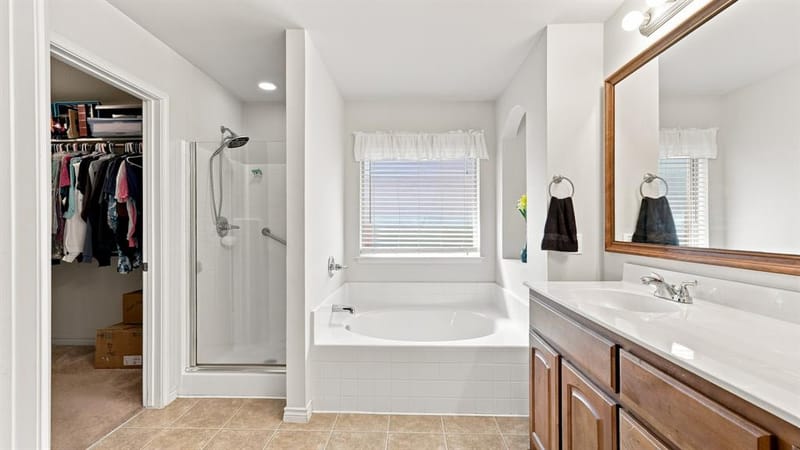 1408 Lauren Lane, Granbury TX 76048 - Photo 24