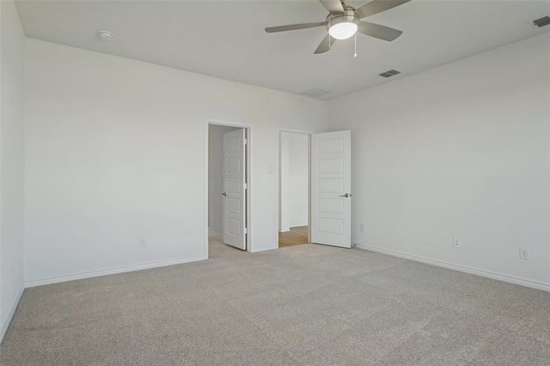 124 Hudson Lane, Justin TX 76247 - Photo 13