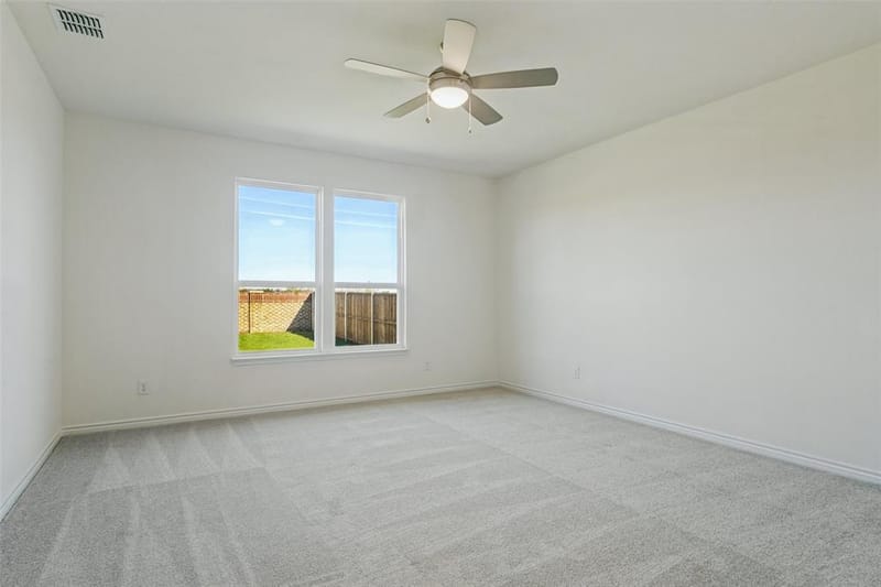 124 Hudson Lane, Justin TX 76247 - Photo 12