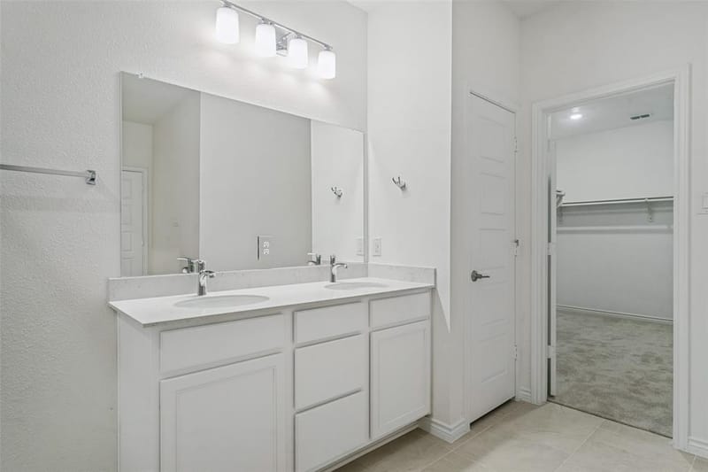 124 Hudson Lane, Justin TX 76247 - Photo 14