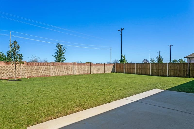 124 Hudson Lane, Justin TX 76247 - Photo 21