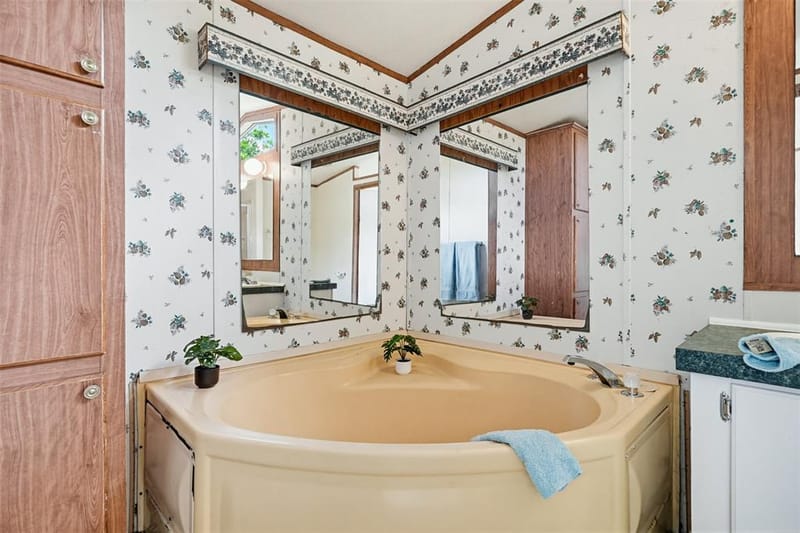 7009 Karen Lane, Joshua TX 76058 - Photo 17