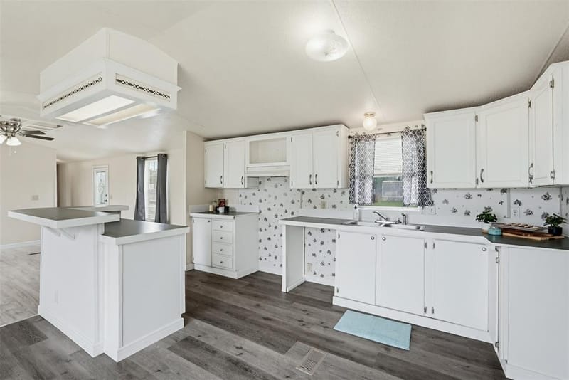7009 Karen Lane, Joshua TX 76058 - Photo 11