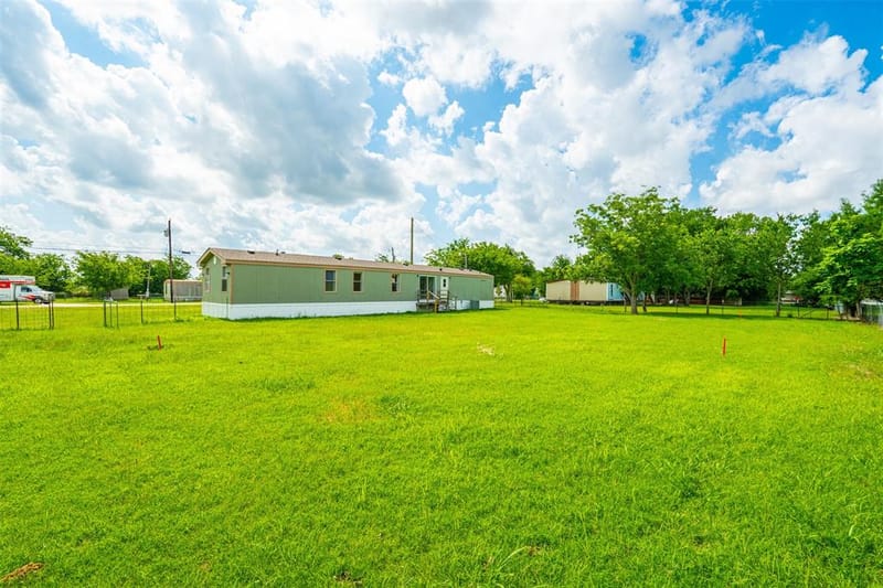 7009 Karen Lane, Joshua TX 76058 - Photo 25