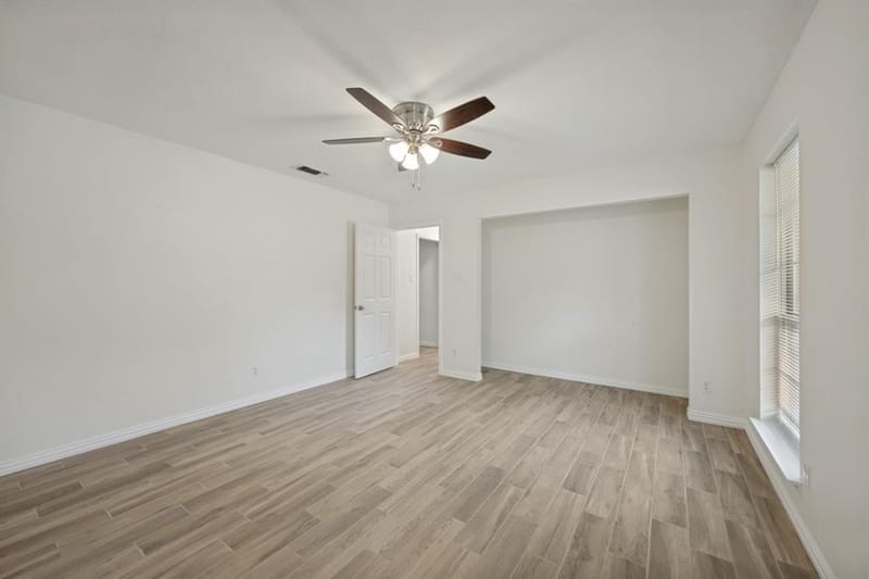 301 Hillcrest Drive, Midlothian TX 76065 - Photo 13