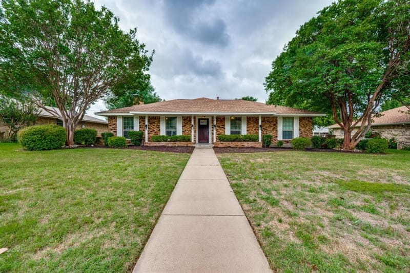 301 Hillcrest Drive, Midlothian TX 76065