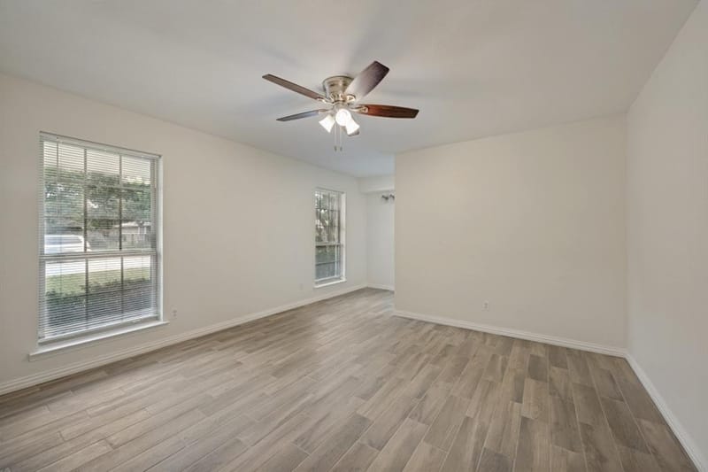 301 Hillcrest Drive, Midlothian TX 76065 - Photo 14