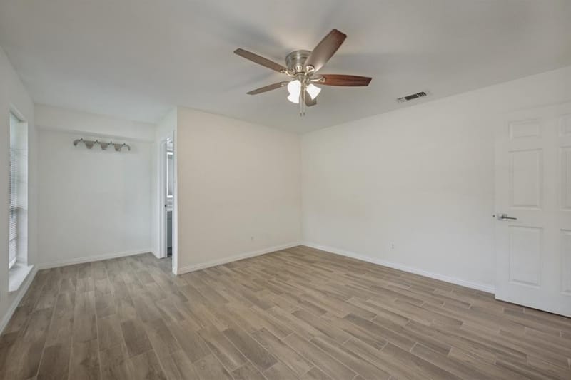 301 Hillcrest Drive, Midlothian TX 76065 - Photo 15