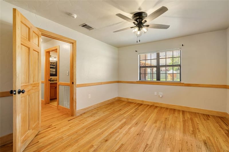 2445 Stadium Place, Arlington TX 76006 - Photo 12