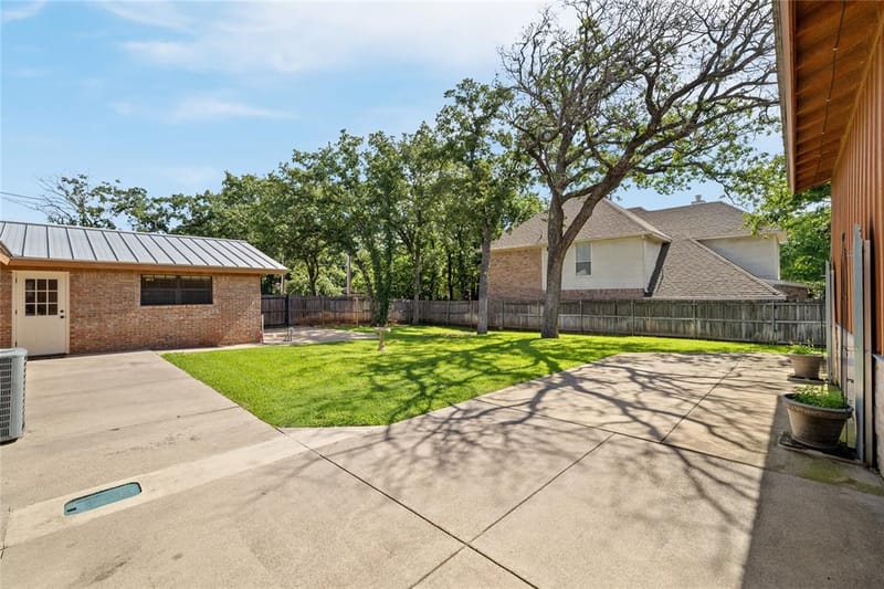 2445 Stadium Place, Arlington TX 76006 - Photo 36