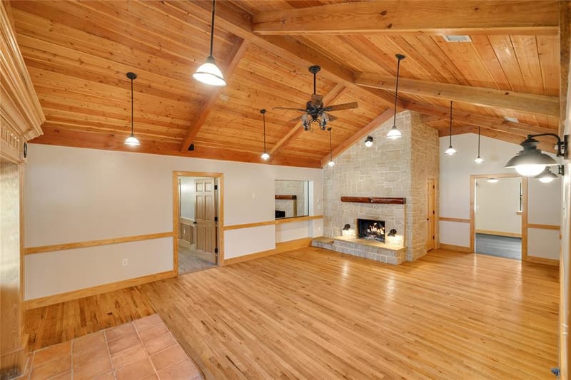 2445 Stadium Place, Arlington TX 76006 - Photo 5