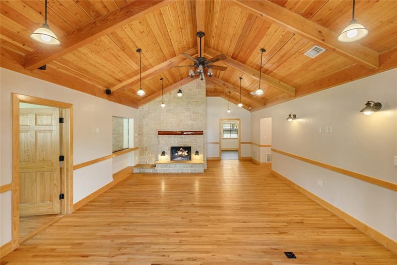 2445 Stadium Place, Arlington TX 76006 - Photo 4