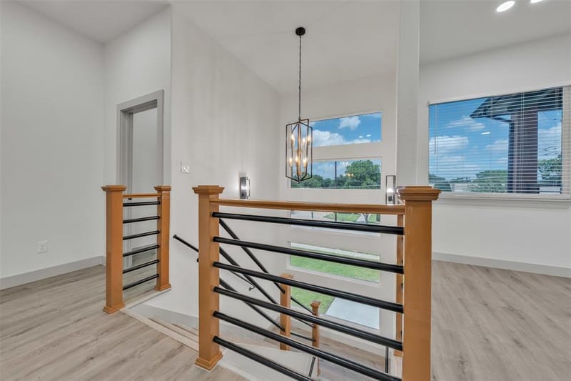 917 S Carroll Avenue, Dallas TX 75223 - Photo 19
