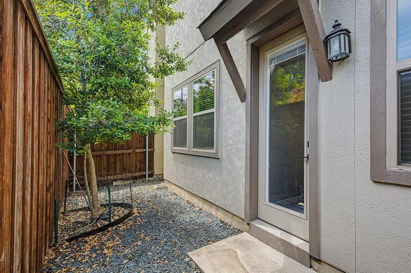 5152 Brickellia Drive, Dallas TX 75209 - Photo 22