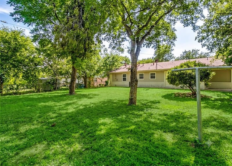 3821 Bonnie Drive, Fort Worth TX 76116 - Photo 12