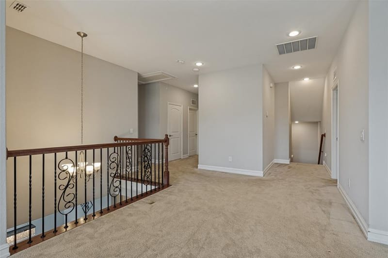 1005 Pinnacle Breeze Drive, Fort Worth TX 76052 - Photo 14
