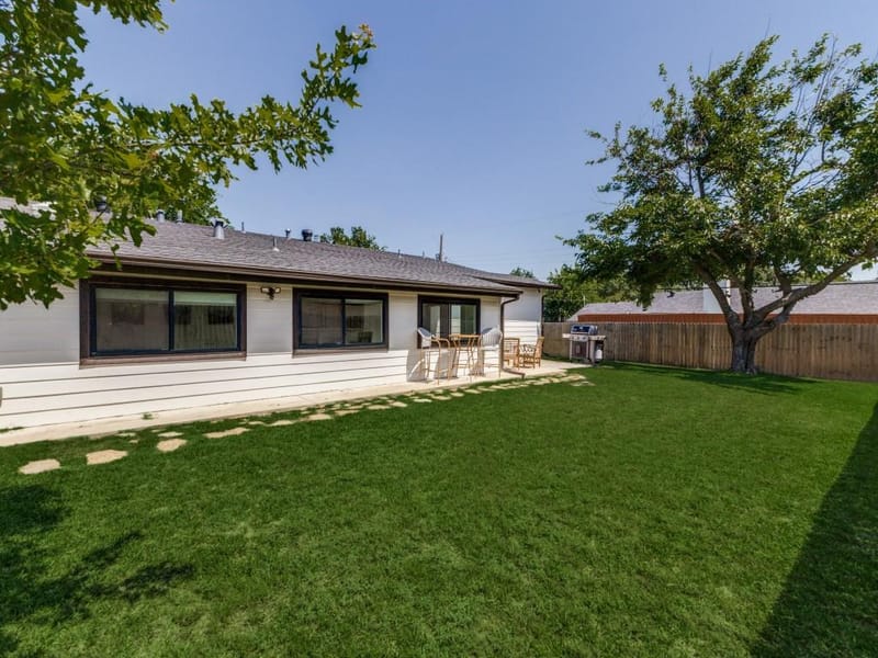 6716 Roundrock Road, Dallas TX 75248 - Photo 34