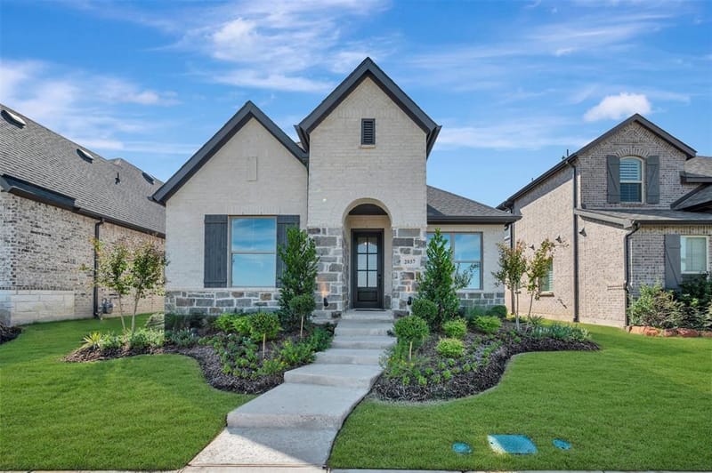 2037 Mack Avenue, Van Alstyne TX 75495