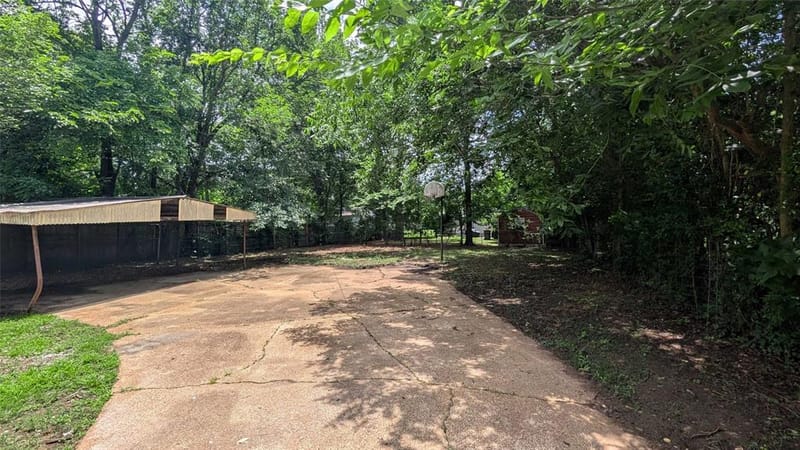 1404 E Polk Street, Paris TX 75460 - Photo 28