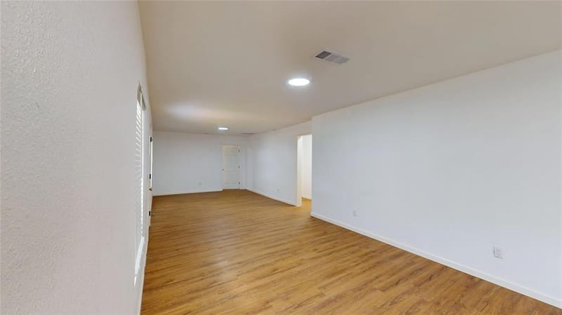 1404 E Polk Street, Paris TX 75460 - Photo 4
