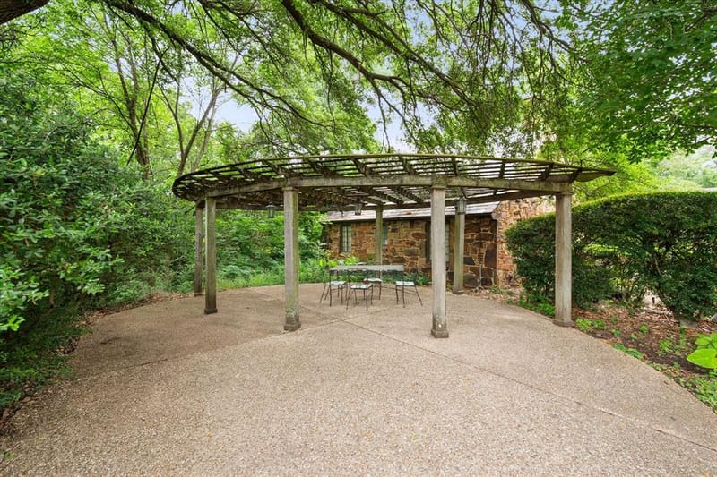 1208 Mills Place, Corsicana TX 75110 - Photo 31