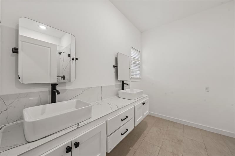 824 Hubert Street, Waco TX 76704 - Photo 13