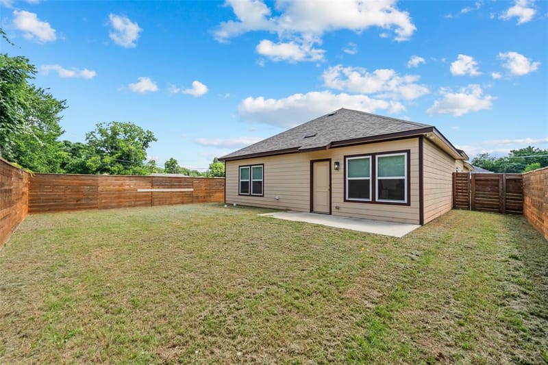 824 Hubert Street, Waco TX 76704 - Photo 19