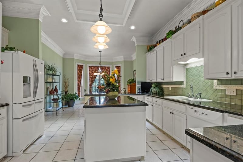 903 Deer Trail Ln, Mount Pleasant TX 75455 - Photo 9