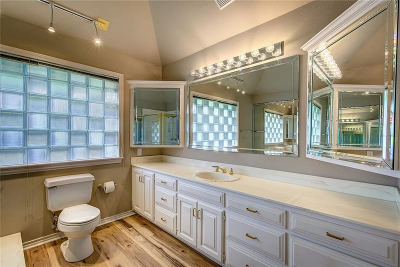 900 River Oaks Drive, Greenville TX 75402 - Photo 23