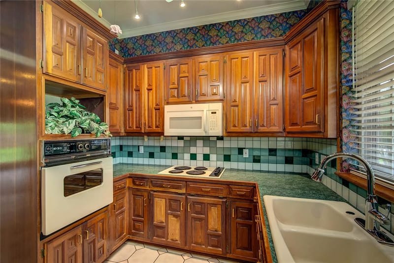 900 River Oaks Drive, Greenville TX 75402 - Photo 17