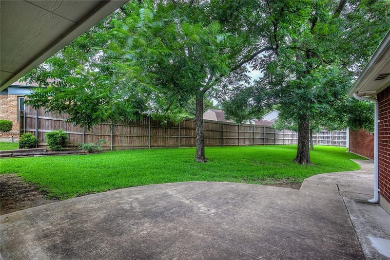 900 River Oaks Drive, Greenville TX 75402 - Photo 32
