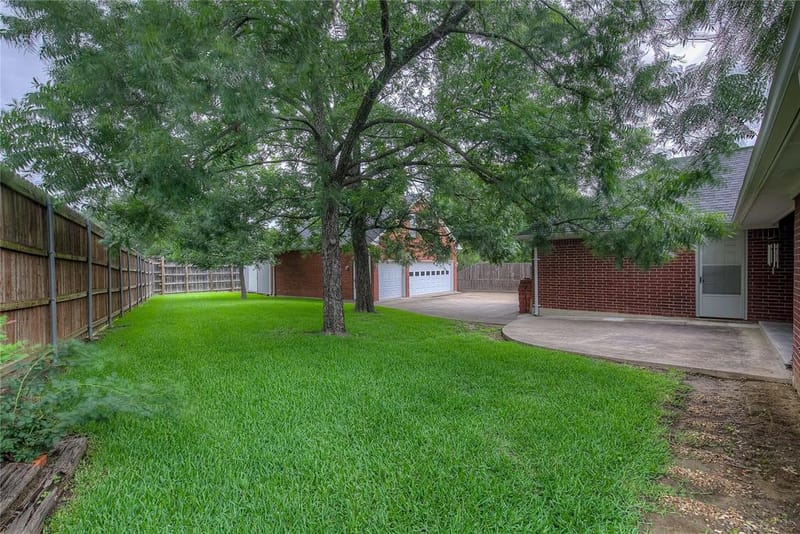 900 River Oaks Drive, Greenville TX 75402 - Photo 34