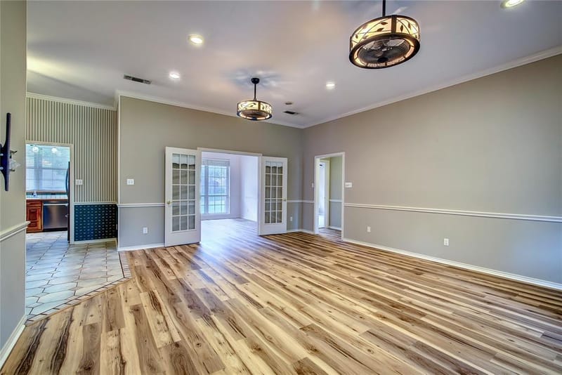 900 River Oaks Drive, Greenville TX 75402 - Photo 10