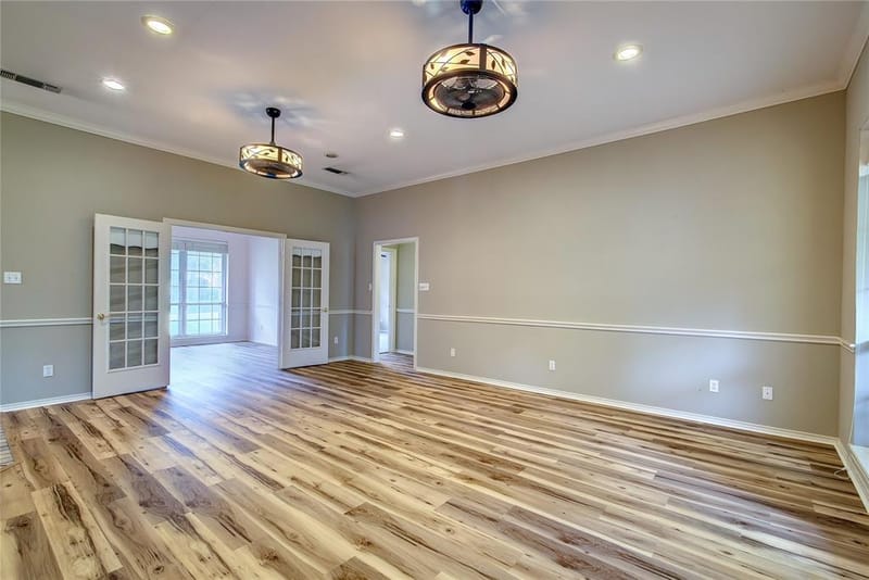 900 River Oaks Drive, Greenville TX 75402 - Photo 11