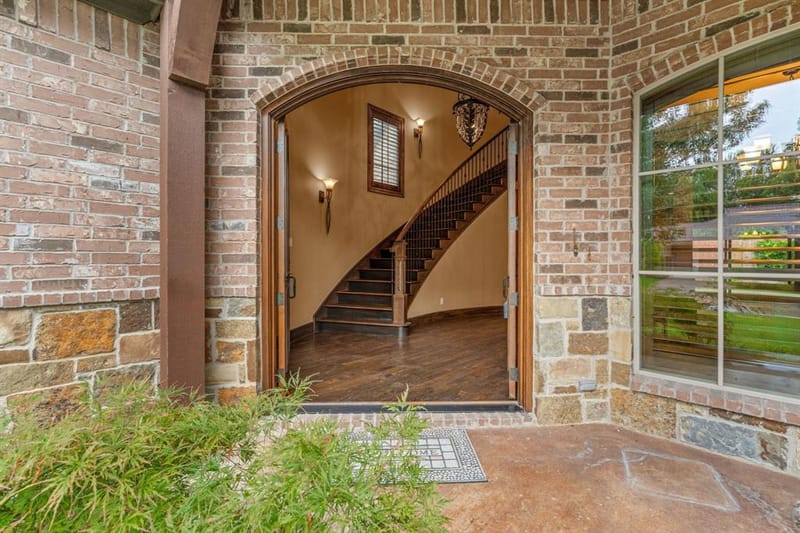 4532 Elm River Court, Fort Worth TX 76116 - Photo 4