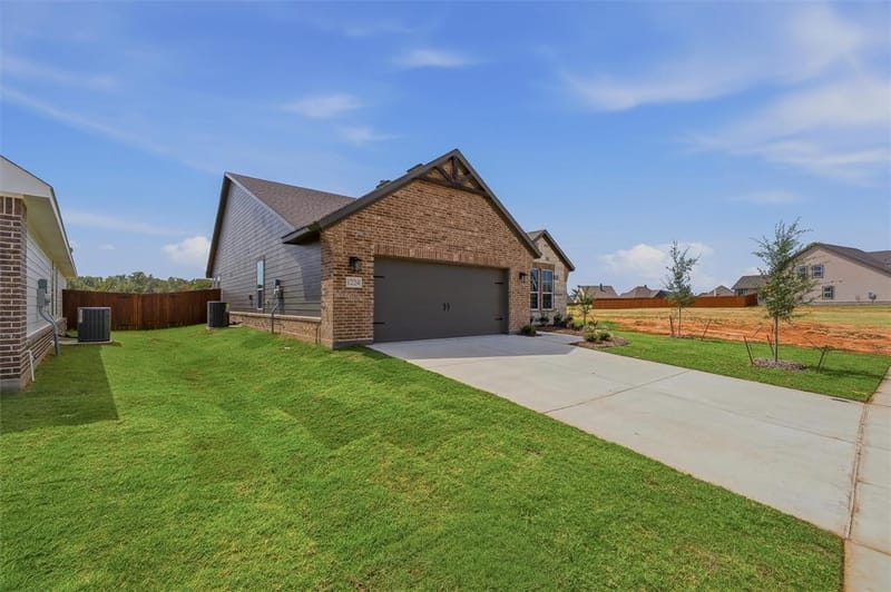 1224 Colca Drive, Springtown TX 76082 - Photo 3