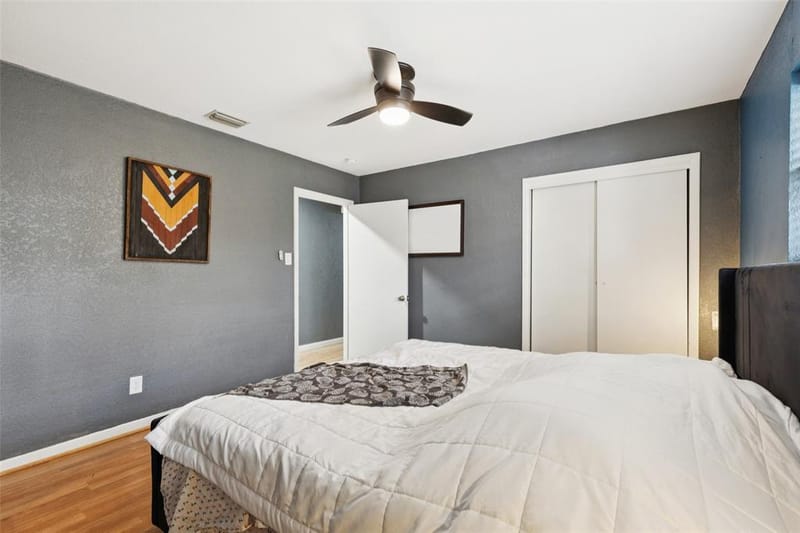 102 Woodland Drive, Highland Village TX 75077 - Photo 23