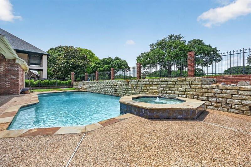 1411 Danbury Drive, Mansfield TX 76063 - Photo 15