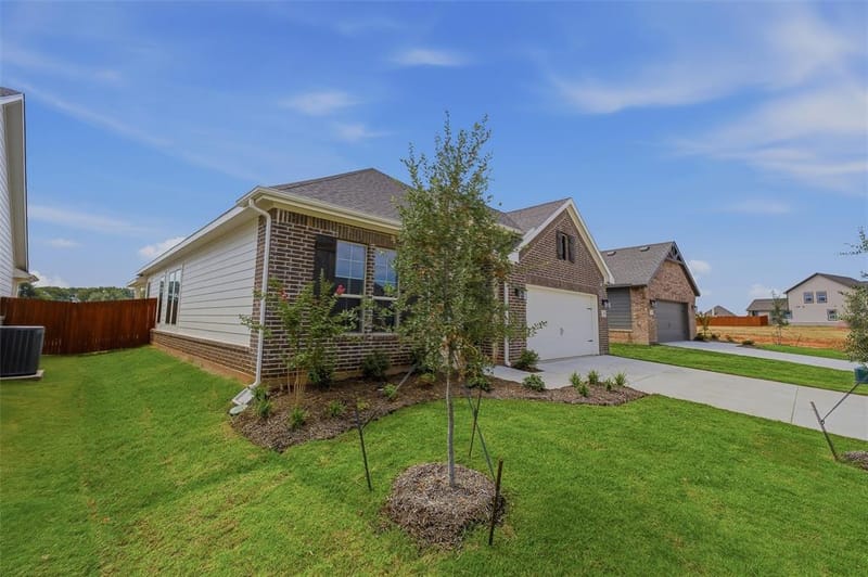 1228 Colca Drive, Springtown TX 76082 - Photo 4