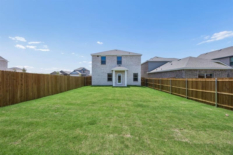 828 Hillcrest Boulevard, Princeton TX 75407 - Photo 23