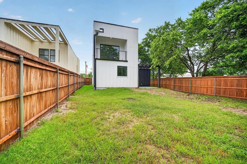 119 Rolston Road, Irving TX 75060 - Photo 28