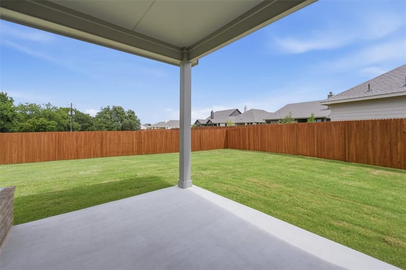 1233 Frio Drive, Springtown TX 76082 - Photo 23