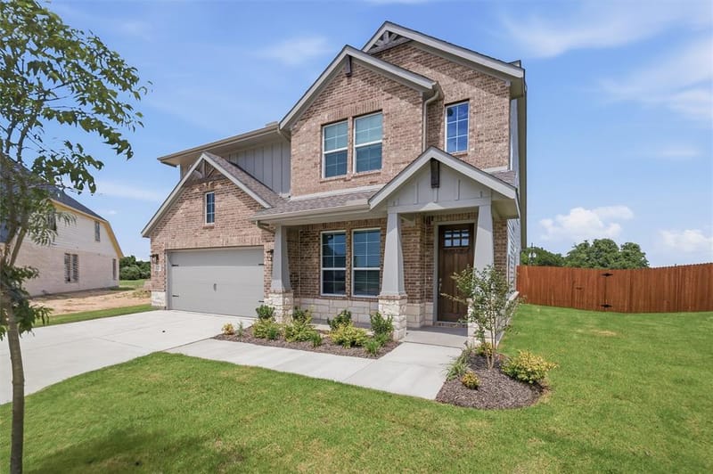 1233 Frio Drive, Springtown TX 76082 - Photo 2
