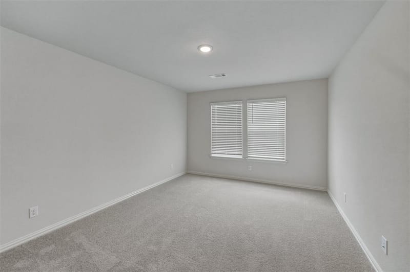 1233 Frio Drive, Springtown TX 76082 - Photo 13