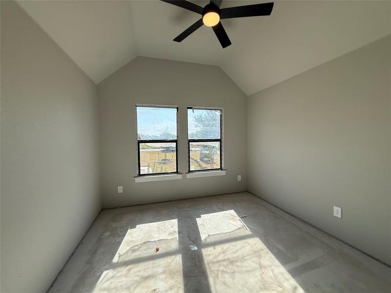 413 Smith Road, Springtown TX 76082 - Photo 13