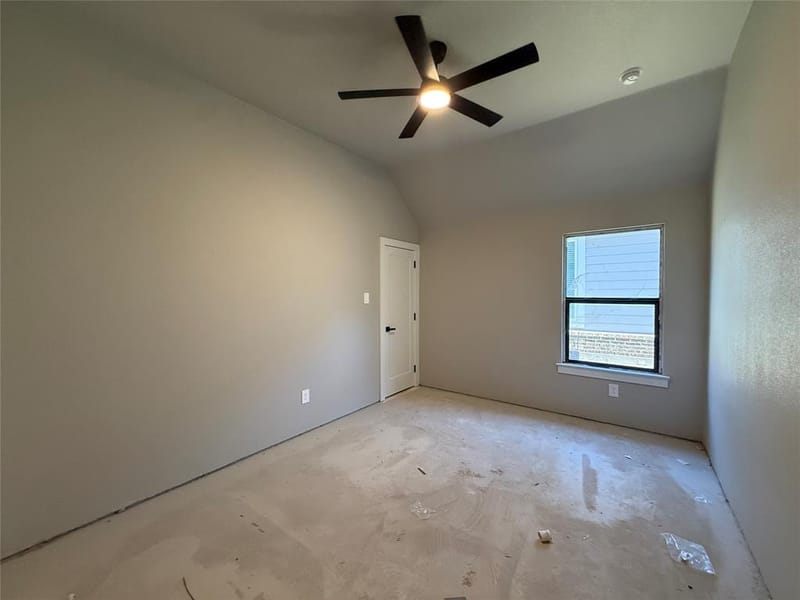 413 Smith Road, Springtown TX 76082 - Photo 16