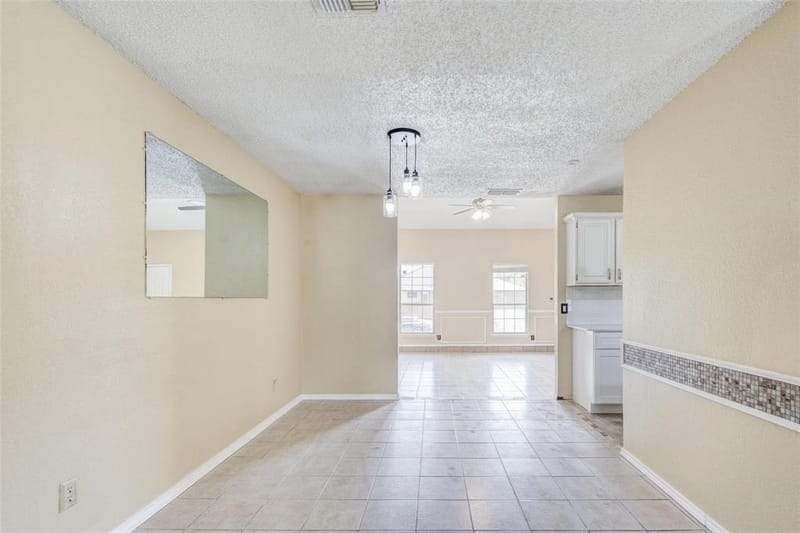 5808 Caprock Drive, Arlington TX 76018 - Photo 7