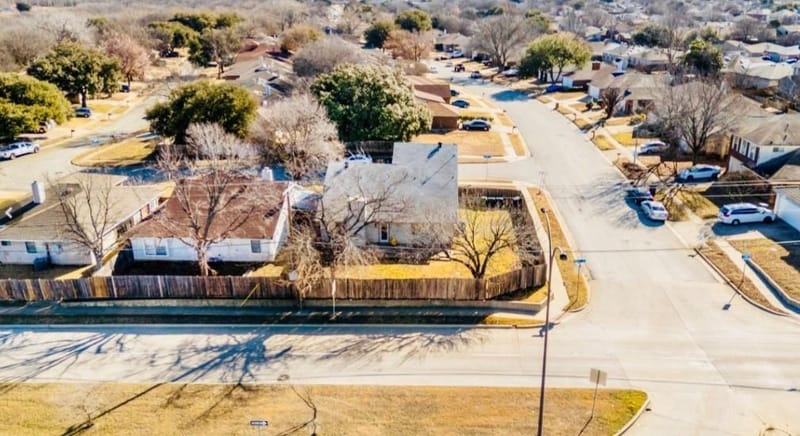 5808 Caprock Drive, Arlington TX 76018 - Photo 11
